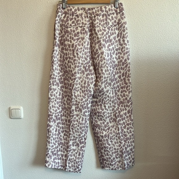 Leopard Print Wide-Leg Pants - Picture 3 of 9